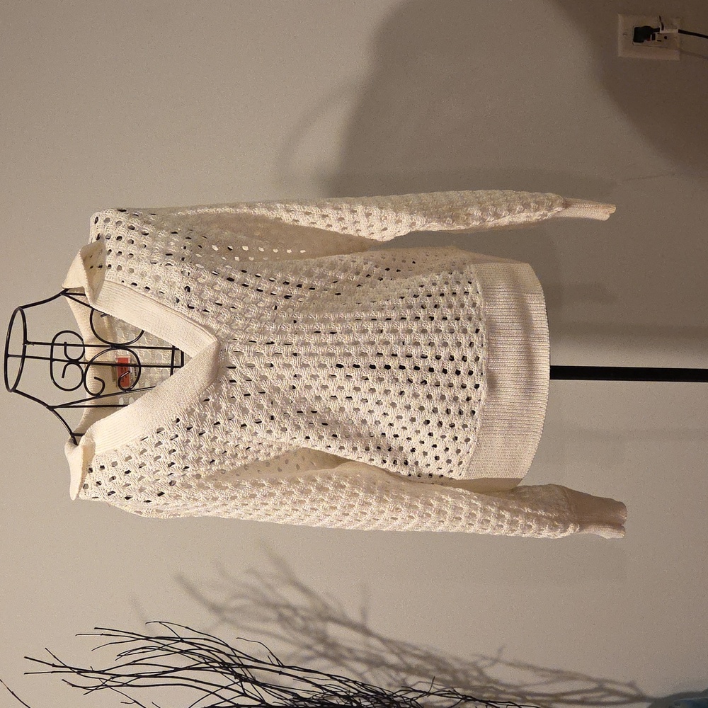 Kate Spade White Lace Like Pattern Sweater